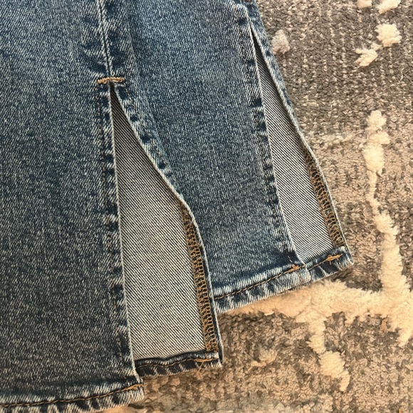 h&m straight leg with slits at the ankle jeans - Picture 4 of 4